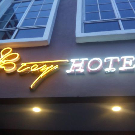 Tey Hotel Pasir Gudang Buitenkant foto