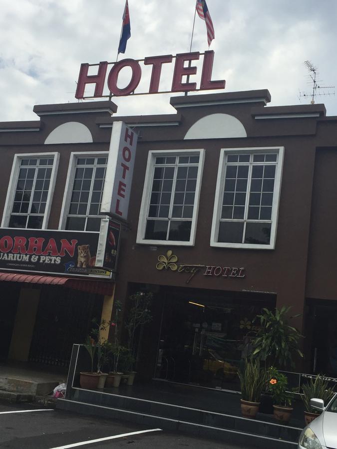 Tey Hotel Pasir Gudang Buitenkant foto